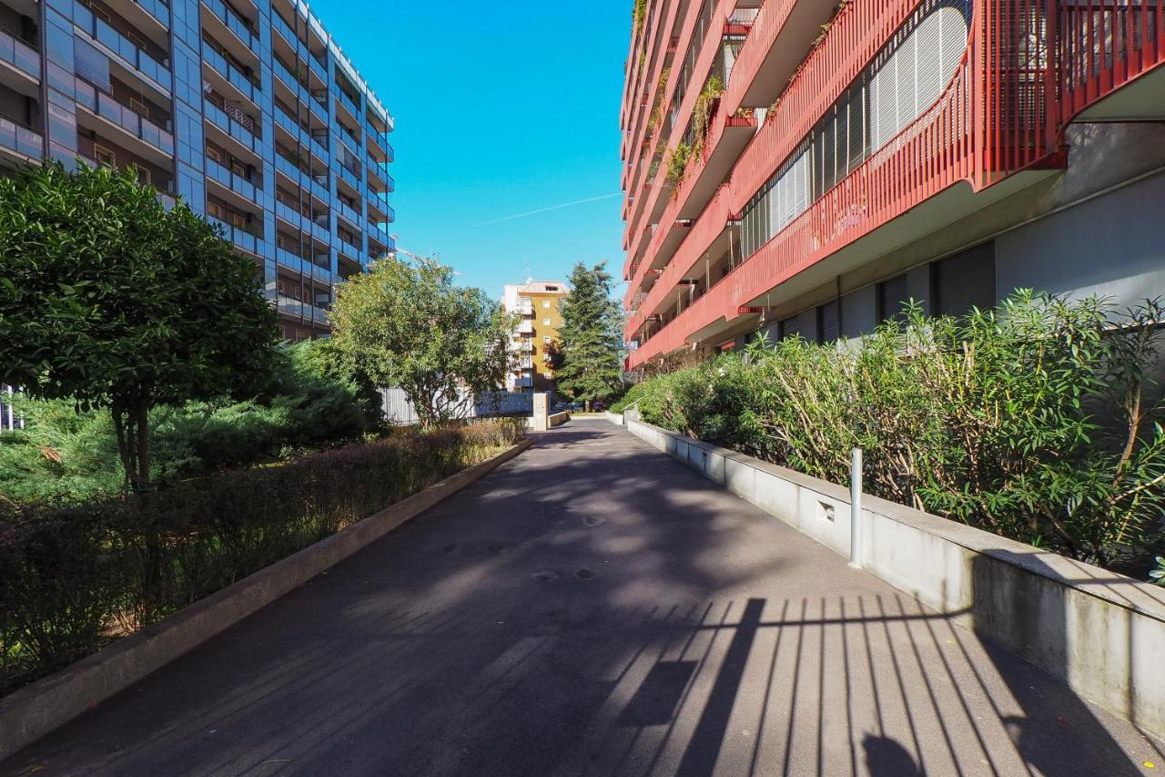 Primopiano - Ressi Apartment Milan Bagian luar foto